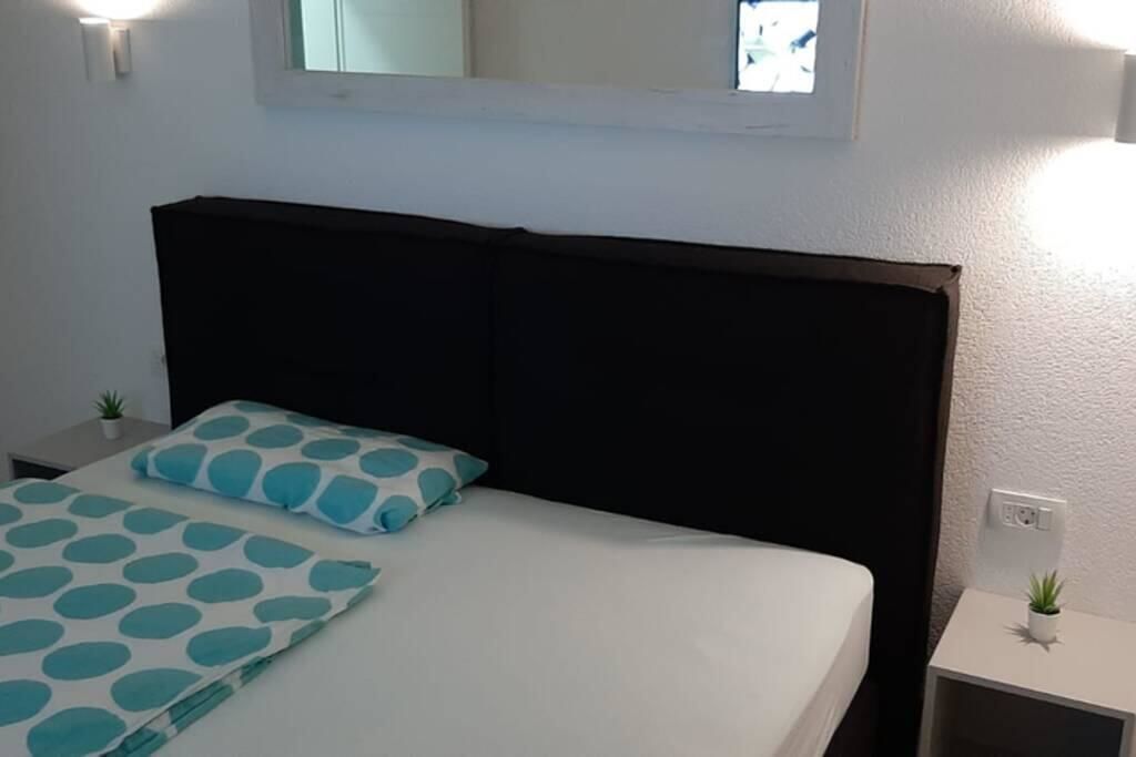 Апартаменты Ferienapartment Deluxe mit Meerblick Улцинь-15