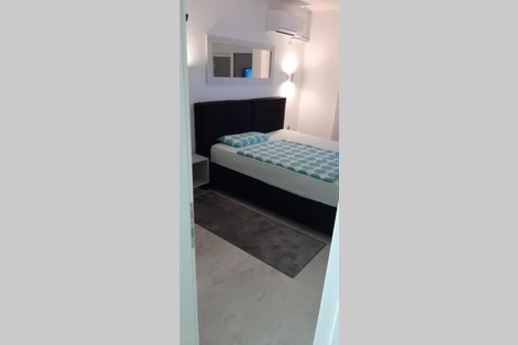Апартаменты Ferienapartment Deluxe mit Meerblick Улцинь-26