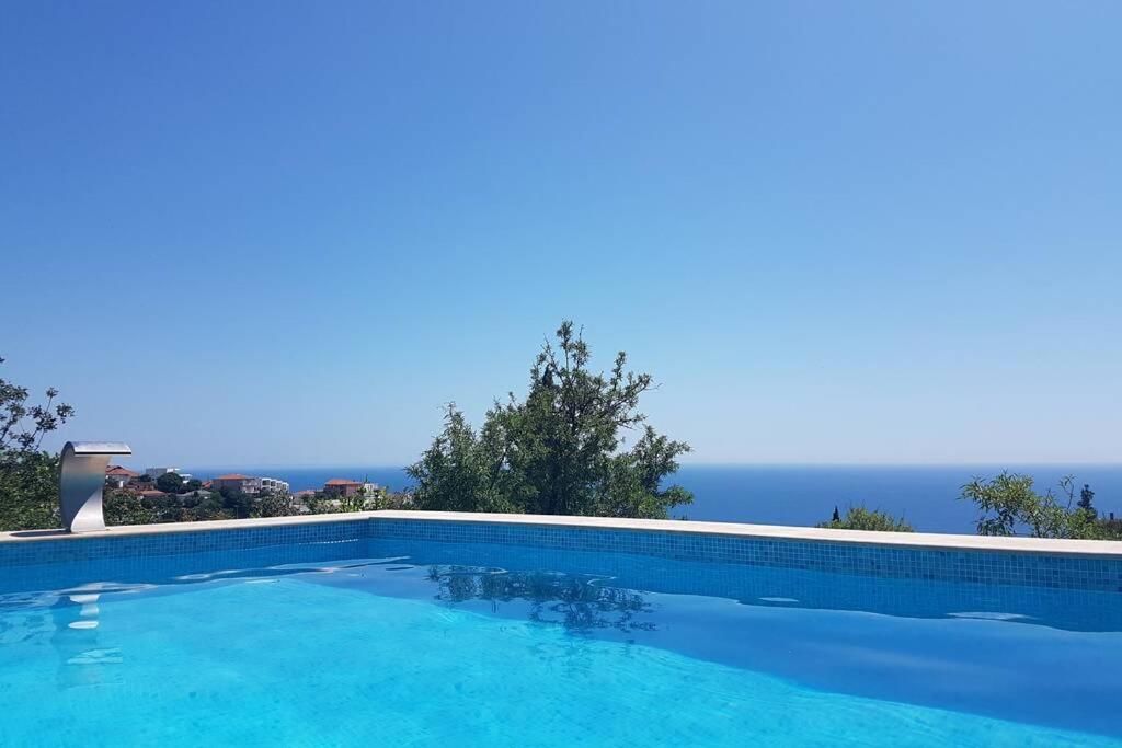 Апартаменты Ferienapartment Deluxe mit Meerblick Улцинь-34