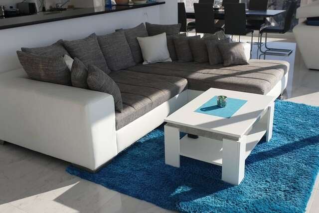 Апартаменты Ferienapartment Deluxe mit Meerblick Улцинь-5